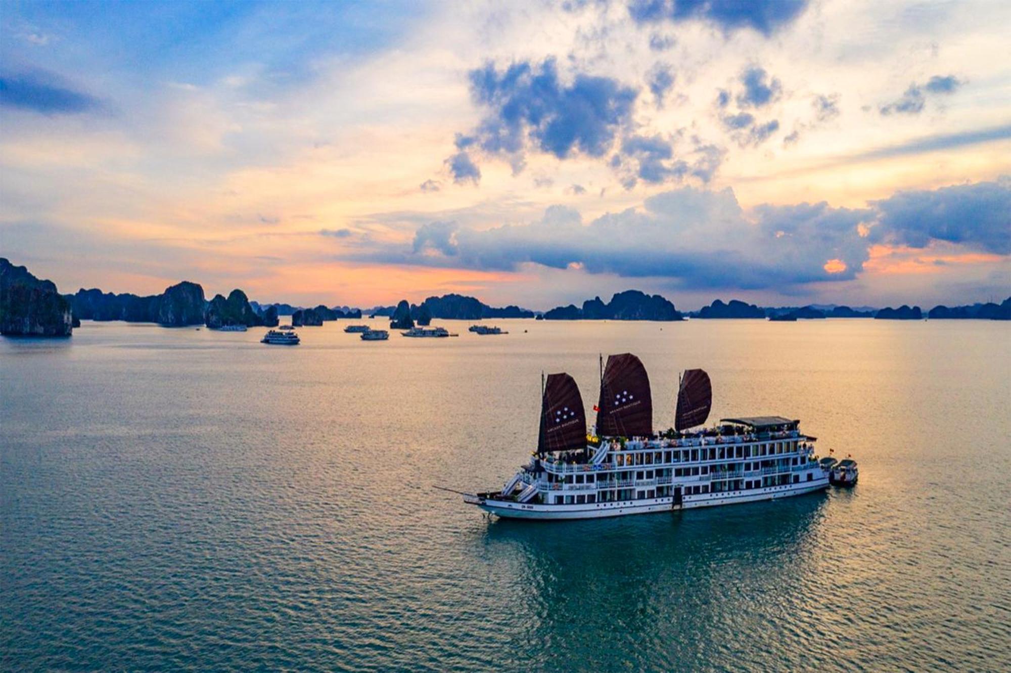 Halong Arcadia Cruise 호텔 하롱 외부 사진